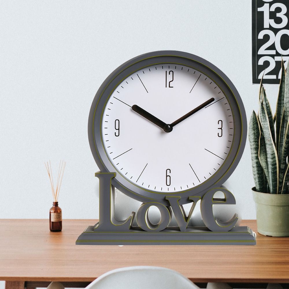 High Quality Vintage Style Desk Clock Fashion Round Pointers Clock Non Ticking Clock  Dorm