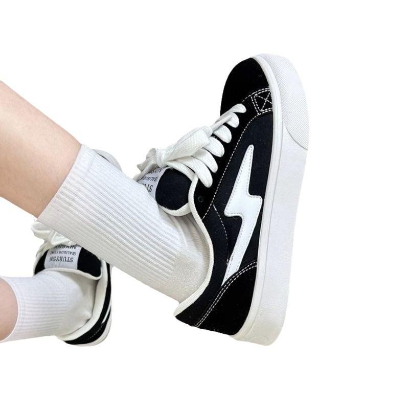 Black shoes Campus niche retro board shoes Bread casual wear-resistant trendy shoes Versatile casual new models