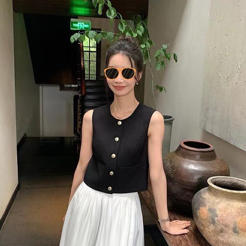 Dames fransk rund hals enkeltspent dobbel lomme ermeløs avslappet strikket vest