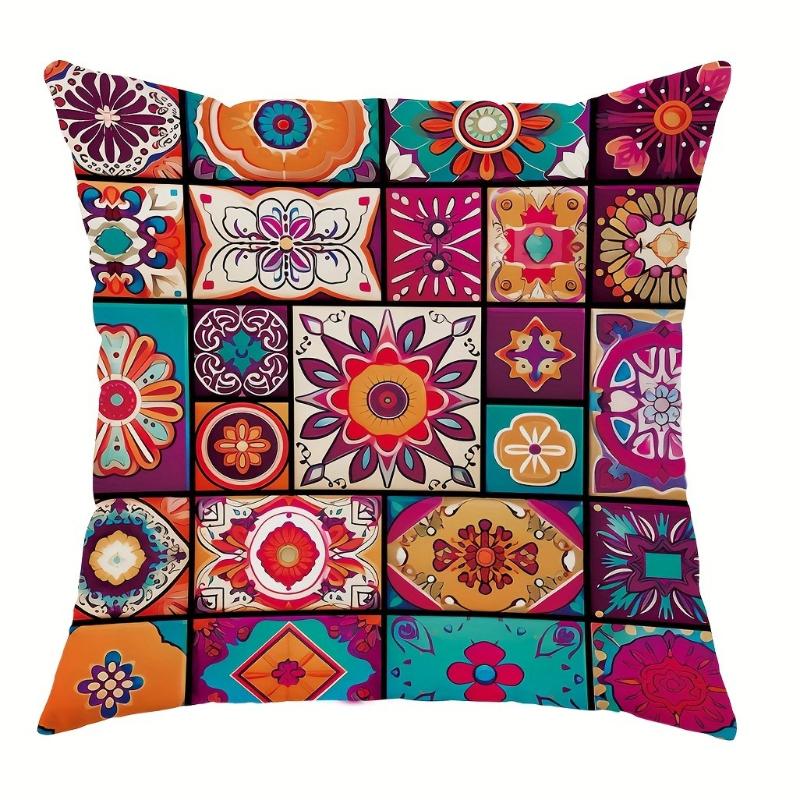 Mandala Flower Pattern Pillow Covers – Bohemian Vintage Design Soft Plush Cushion – For Sofa Living Room Bedroom Home Decor