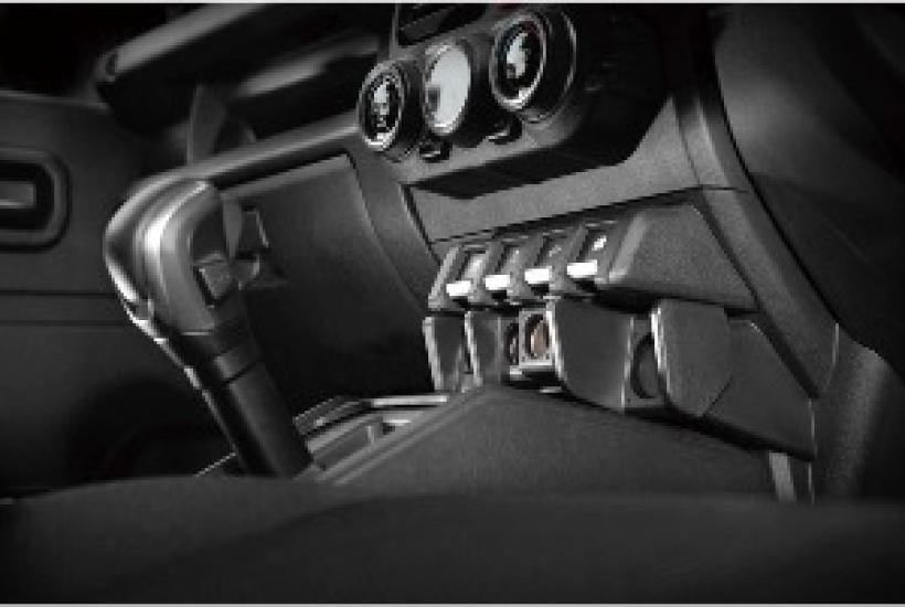 Jimny-specific Additional Power Supply Unit for Suzuki Jimny JB64, Jimny Sierra JB74, Car Accessory Socket, USB Power Supply NZ587