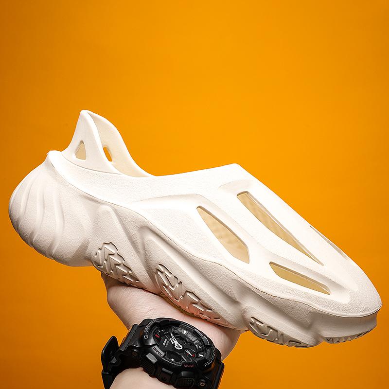 Pantoufles d'été tendance pour hommes, chaussures de plage légères EVA à fond souple, adaptées à l'intérieur et à l'extérieur, nouvelle collection