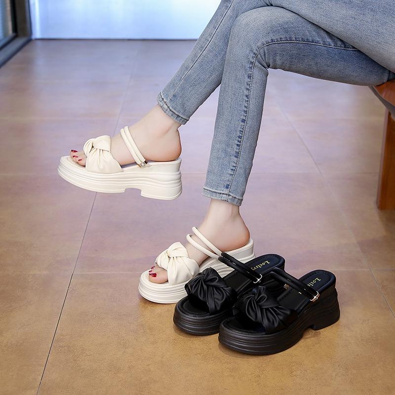 Thick-soled slope heel two wearing sandals women's summer new wear high-heeled slippers heightened soft-soled beach cool slippers