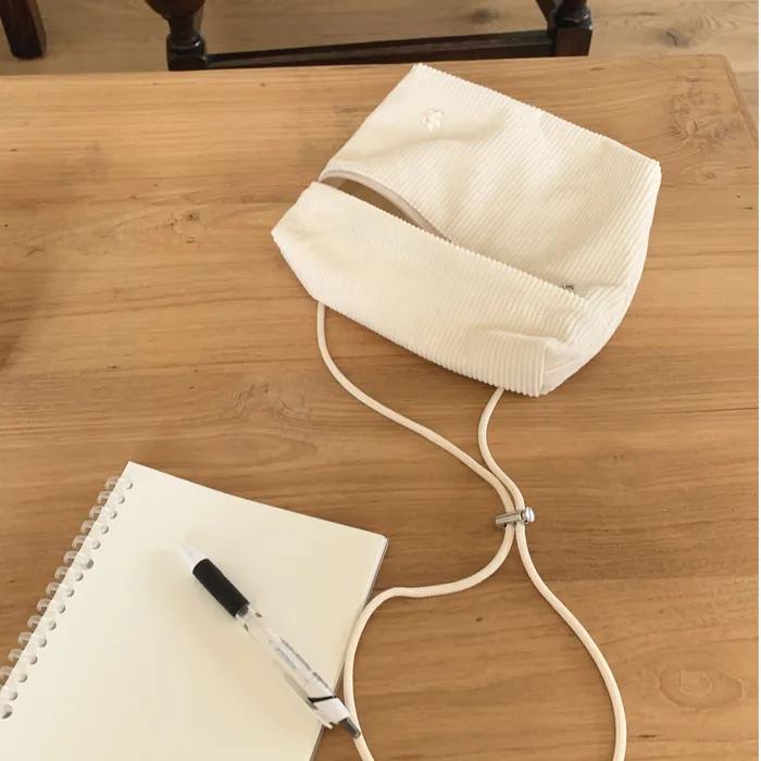 pocket bag - corduroy ivory
