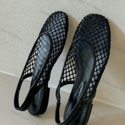 Fashion Roman Style Woven Hollow Flats Sandals 2025 Summer Designer Round Toe Ballet Sandals Lightweight Outdoor Beach Sandals Shoes