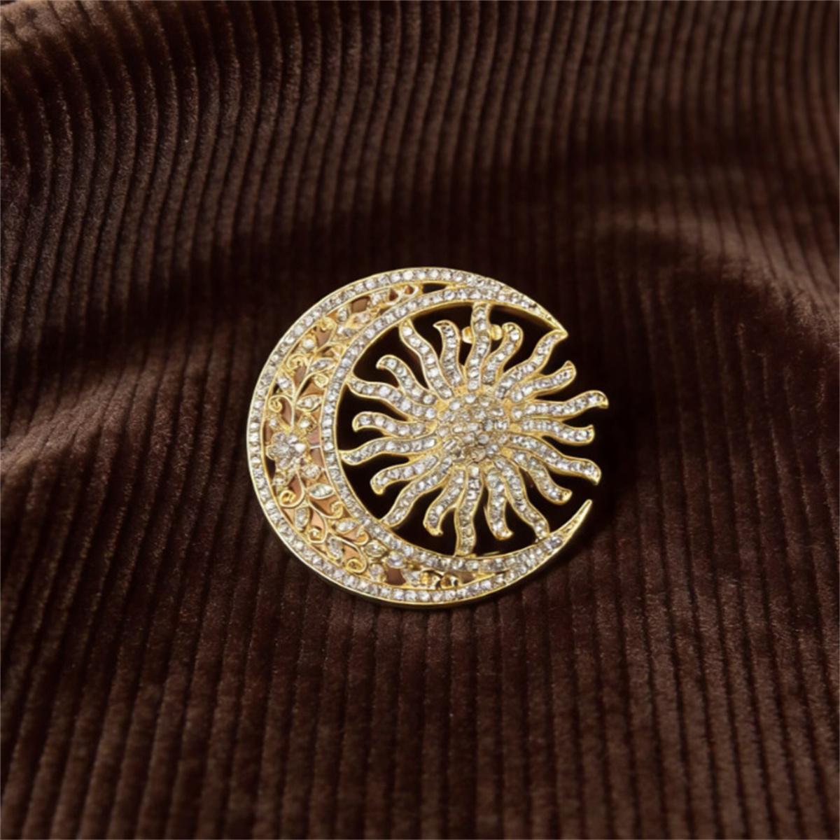 1Pc Exquisite Retro Moon Sun Brooch Creative Unique Geometric Pin Shining Rhinestone Jewelry Accessories Party Birthday Gift