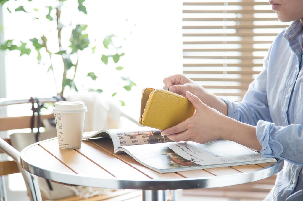 Coin Genuine Small Coin Italian Round Zipper [Corale] Case, Leather, Wallet, Women's, Purse, Leather, (Brown)