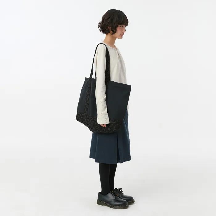 VINTAGE FLORAL TOTE BAG, BLACK