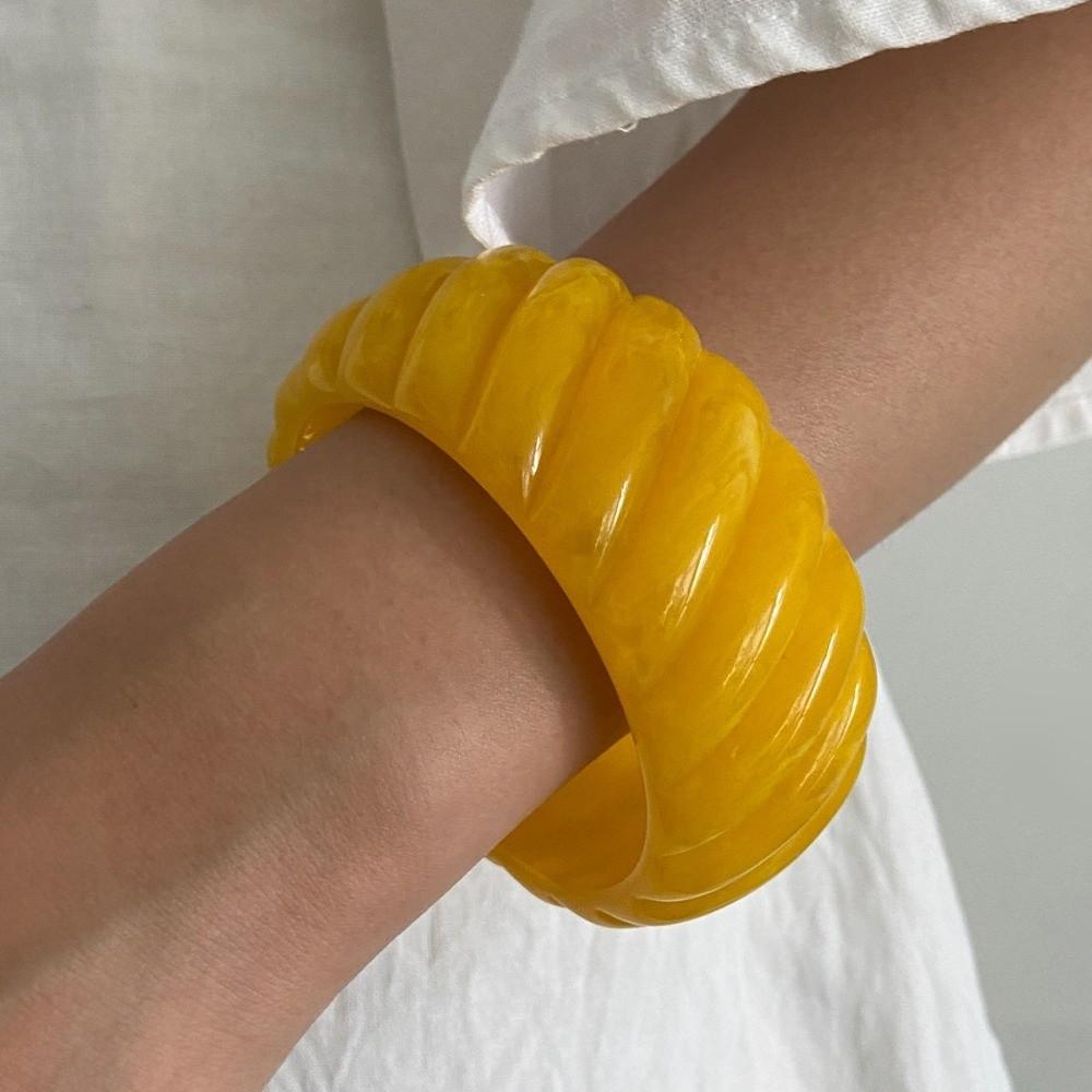 Gold Irregular Wide Bracelet Smudging Retro Hand Ring Exaggerated Acrylic Bangle  Friend Gift