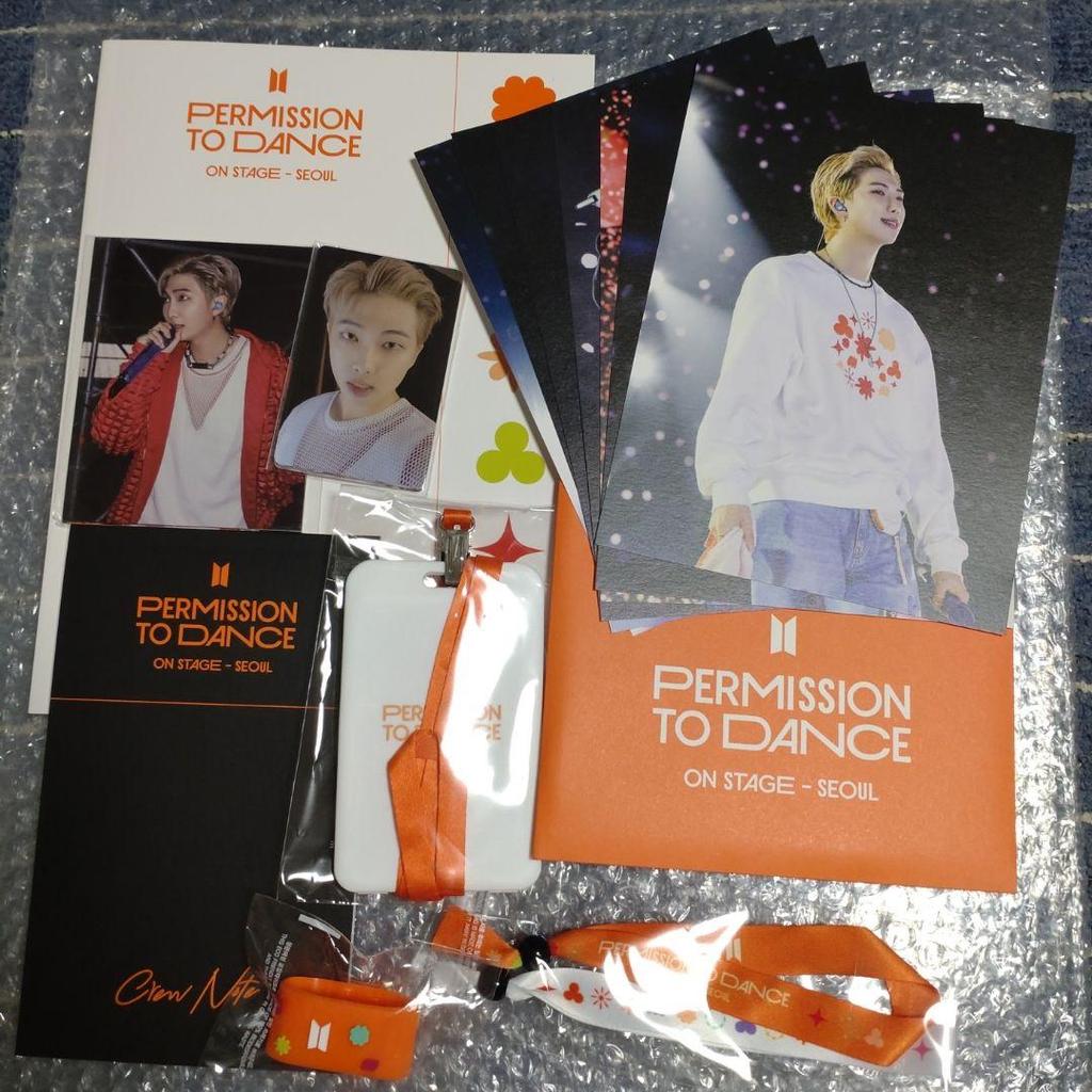 [USED] BTS PERMISSION TO DANCE ON STAGE accessories