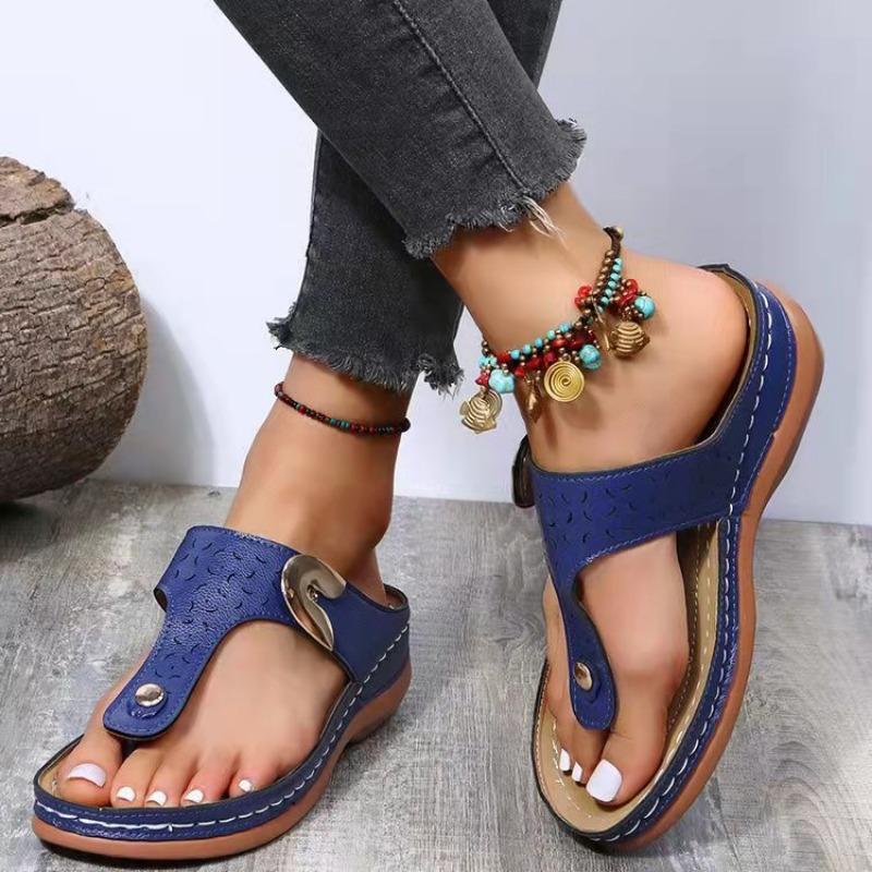 Mode Damen Strand Flip Flops Sommer Neu Damen Keil Strass Metall Schnalle Plateau Pantoletten Damen Freizeitschuhe Übergröße 43