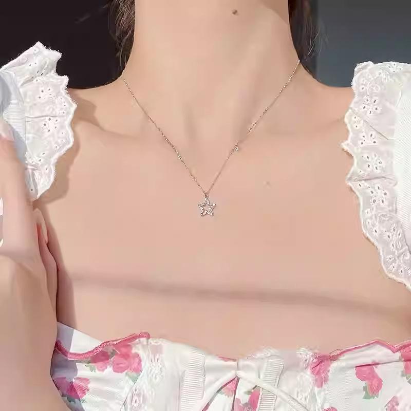 Star Necklace Female Niche Exquisite Temperament Versatile Hollow Five-pointed Star Ins Style Design Pendant