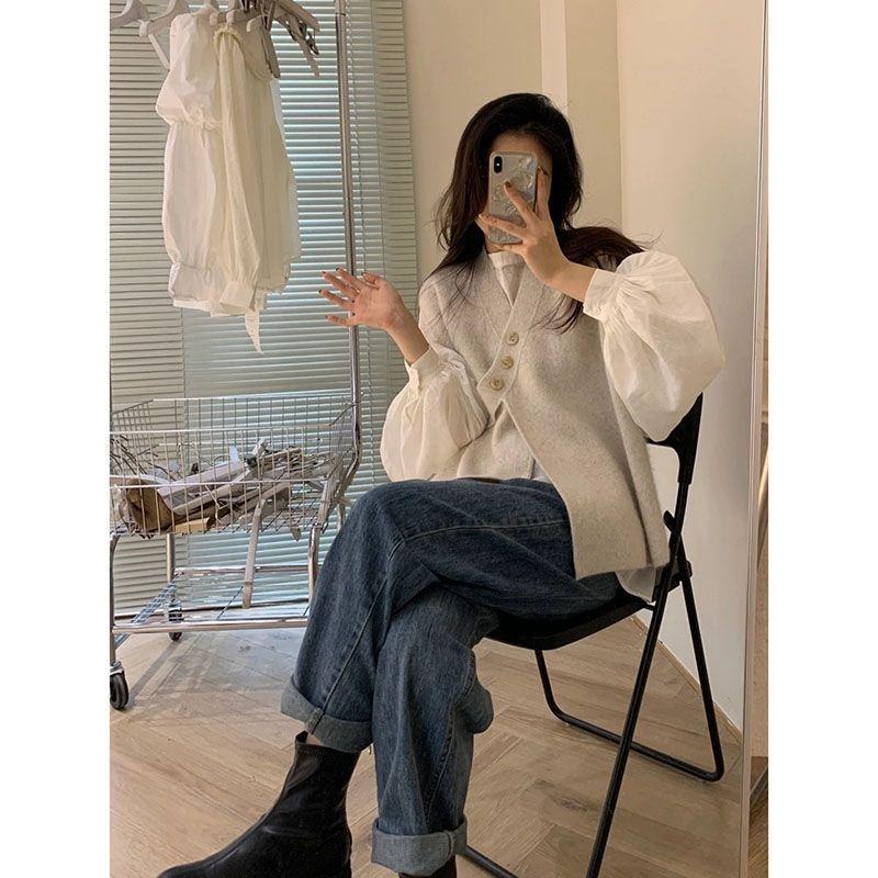 Design Oblique Button V-neck Knitted Vest Cardigan Women's Korean Version Loose Lazy Sleeveless Sweater Vest Outer Wear Vest Woman