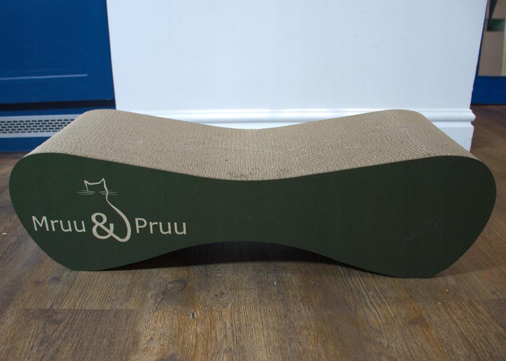 Mimi cat scratching post | green | 70x23x24 cm | MruuPruu