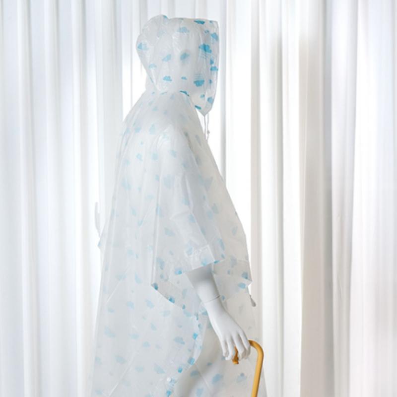 Poncho Imperméable Jetable à Motifs Daiso