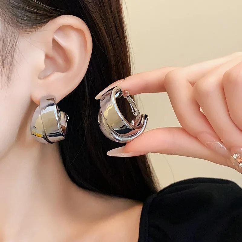 Retro Multi Layer Circle Pendant Earrings for Women Stainless Steel Twisted Hoop Earring Exquisite Design Fashion Jewelry Gifts
