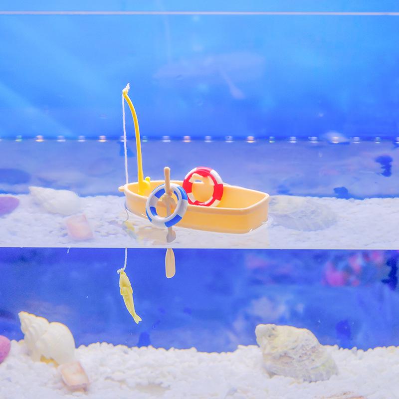 Pływający Plastikowy Model Łodzi do Dekoracji Akwarium i Aranżacji Krajobrazu