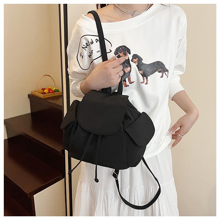 Canvas Backpack Women's Fashion Niche Student Schoolbag Bucket Bag High Value Leisure Travel Backpack