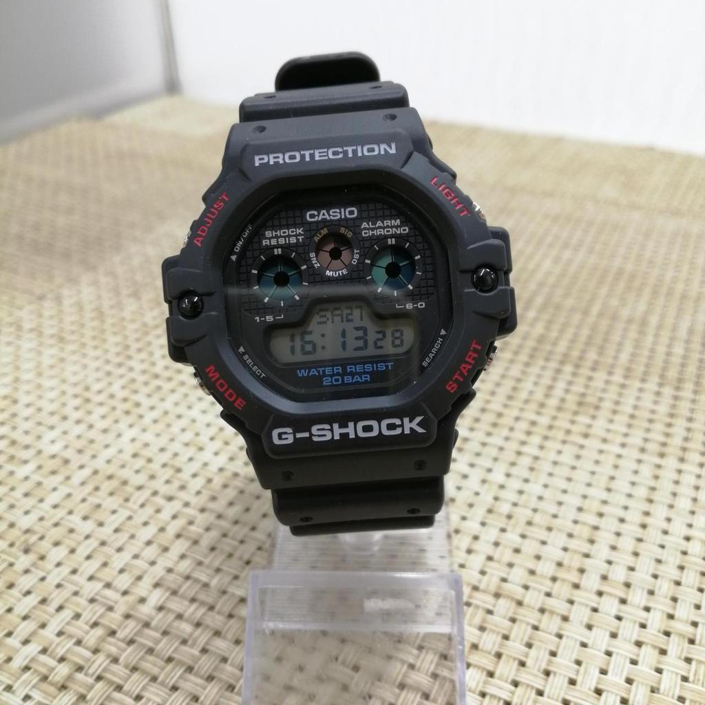 Used CASIO DW-5900 G-SHOCK