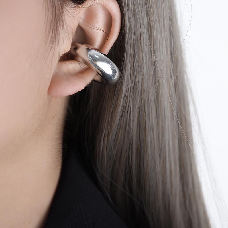 Retro Chinese 18K Gold Titanium Hoop Ear Clip Earrings - Non-Fading Accessories