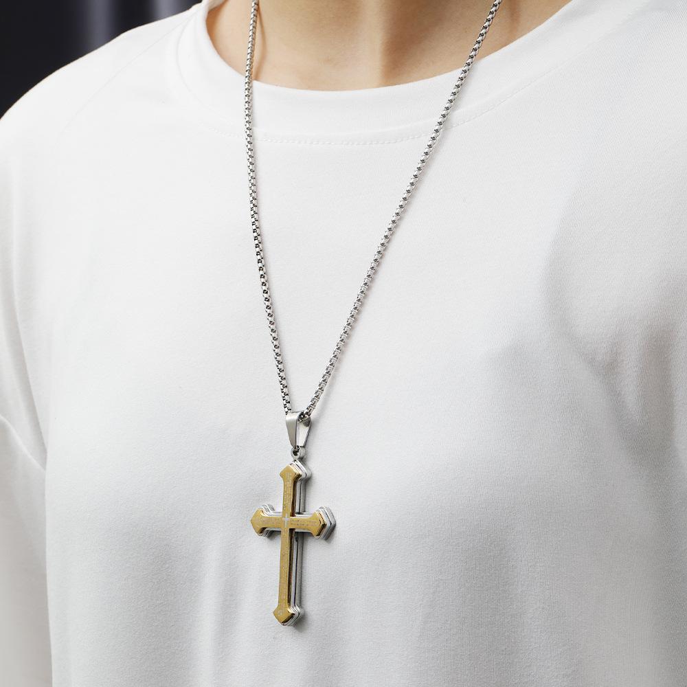 Jóias Personalidade Trendy Punk Aço Inoxidável Multi-camadas Multi-cor Cruz Texto Pingente Colar