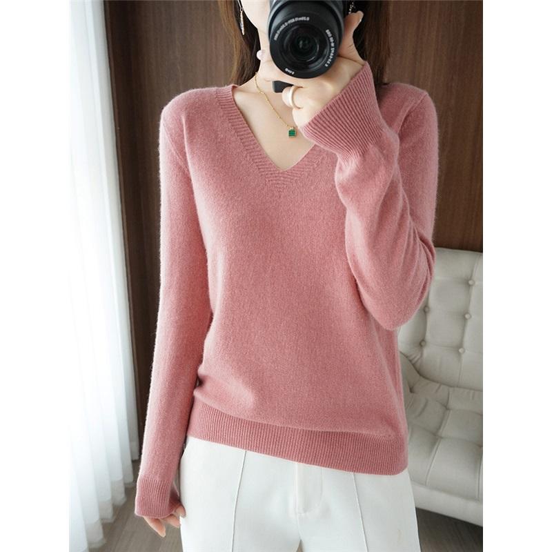 Women's Autumn And Winter Long Sleeved Knitted Top Base Shirt