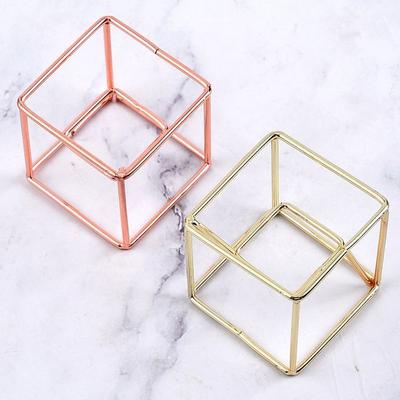 Miumi - Geometrický držák na kosmetické houbičky ze slitiny