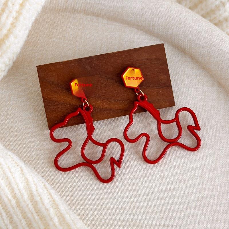 1 Paar Mode Rote Holzpferd Ohrringe Anhänger Dekoration Charm Rot Festliche Atmosphäre Neujahr Schmuck Accessoires Geschenke