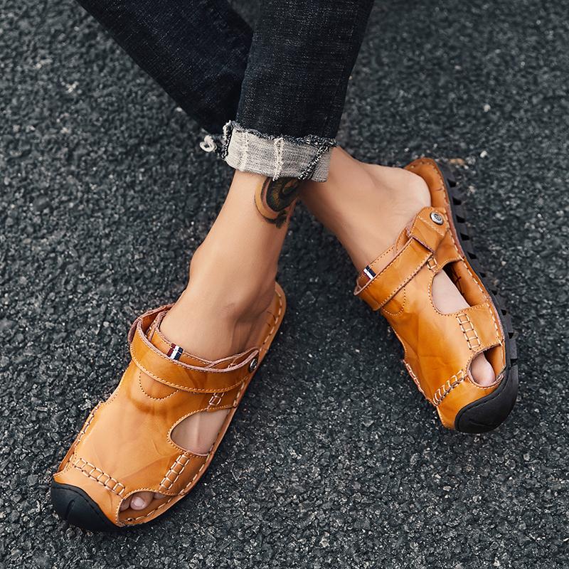 Fashion Summer Sandals Men Leather Classic Hollow Out Roman Sandals 2025 Slipper Outdoor Sneaker Beach Water Trekking Footwear