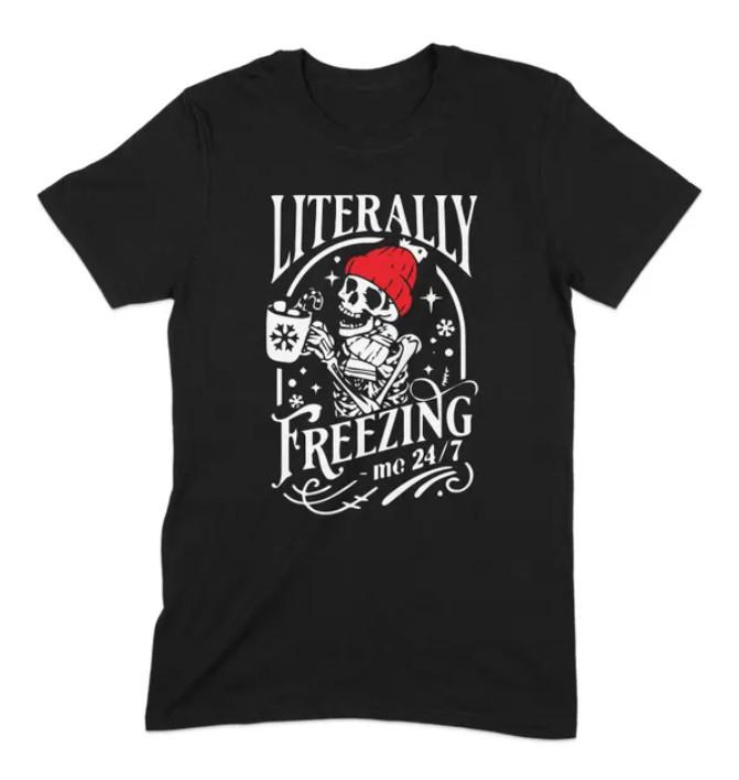 

New T-Shirt Unisex Literally Freezing Skeleton with Hot Drink Funny Winter T-Sh L