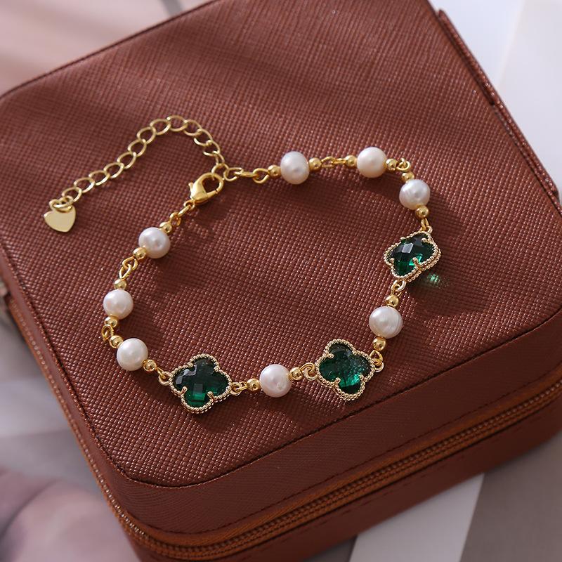 New Four-leaf Clover Bracelet for Women Classic Retro Design High-end Women's Bracelet Jewelry