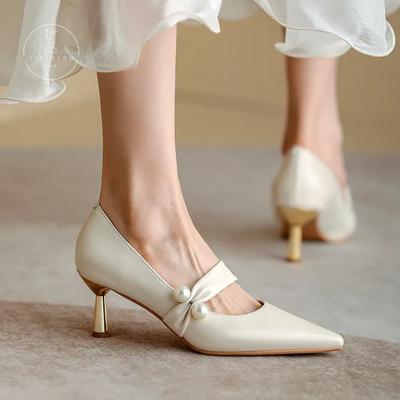 2025 neue Frühlings-Feenstil Hochzeitsschuhe Nische High-End Perle Einzelne Schuhe Formelle Damenschuhe