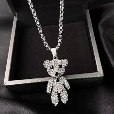 Collar Colgante TuKoo Oso Pequeño Diamante Moderno - Cadena Larga para Suéter Linda, Estilo Hip Hop para Mujer