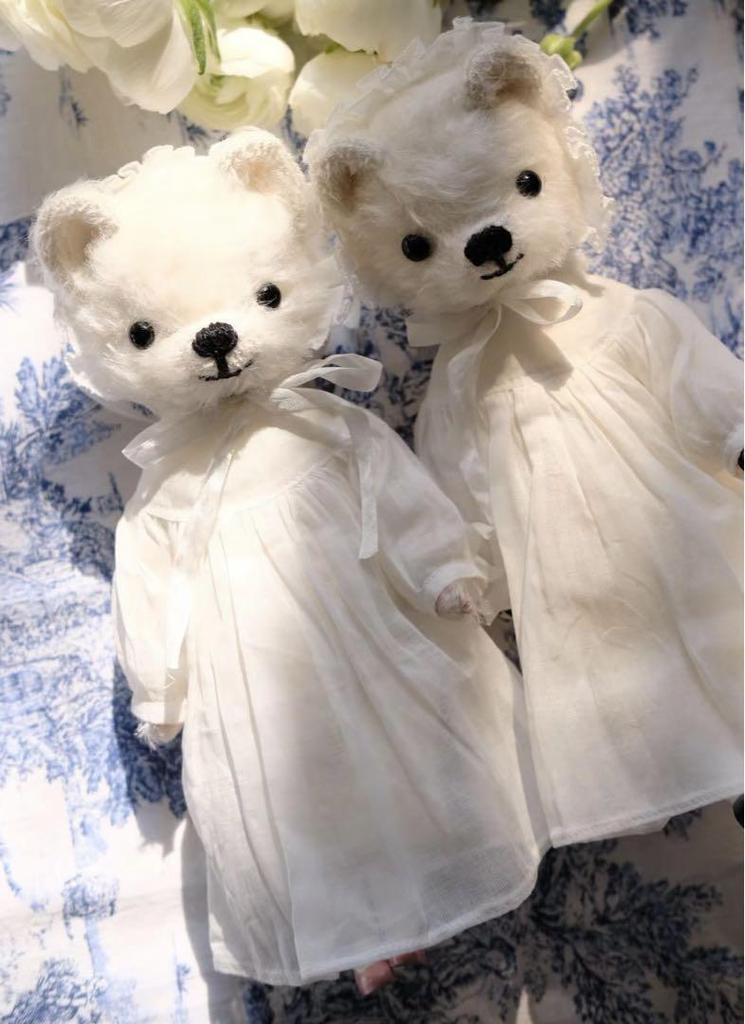 [USED] Vintage Teddy Bear Collection by Overseas Artists - A Gentle Polar Bear
