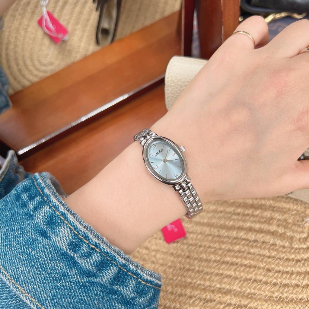 Pigeon Egg Dial Watch Ladies Steel Belt Watch Light Luxury Temperament Watch Delicate Oval Watch