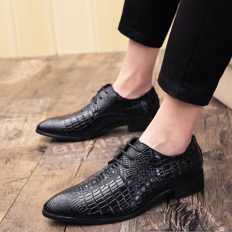 Men's Shoes Four Seasons Pointed Leather Shoes Men's Teenagers Single Shoes Pointed Hair Stylist Trend Business Small Leather Shoes