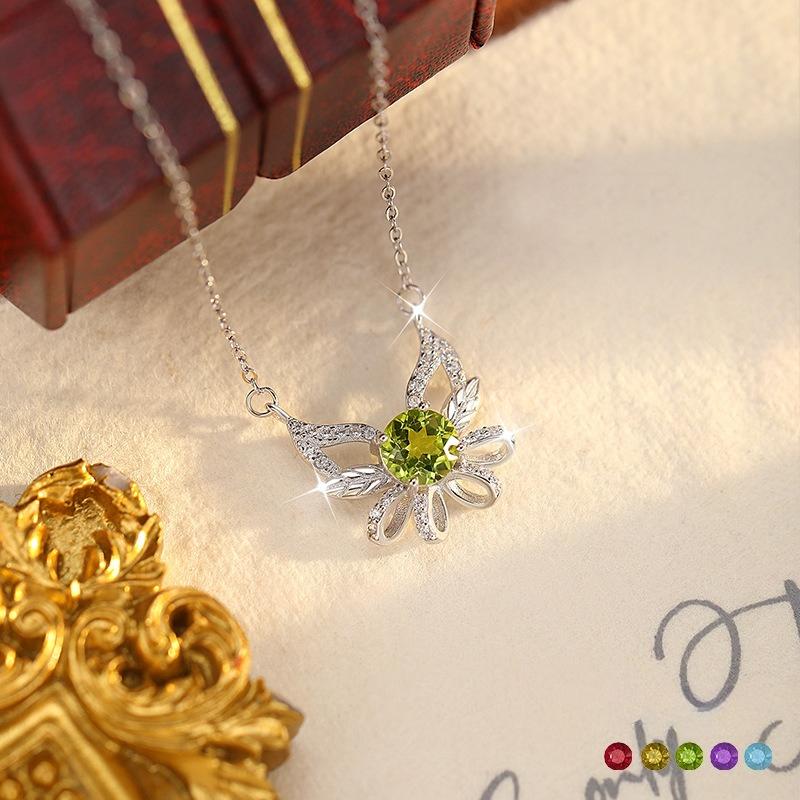 Original Design Natural Crystal Stone Butterfly Necklace Women's S925 Sterling Silver Light Luxury Niche High-end Collarbone Chain Jewelry Gift