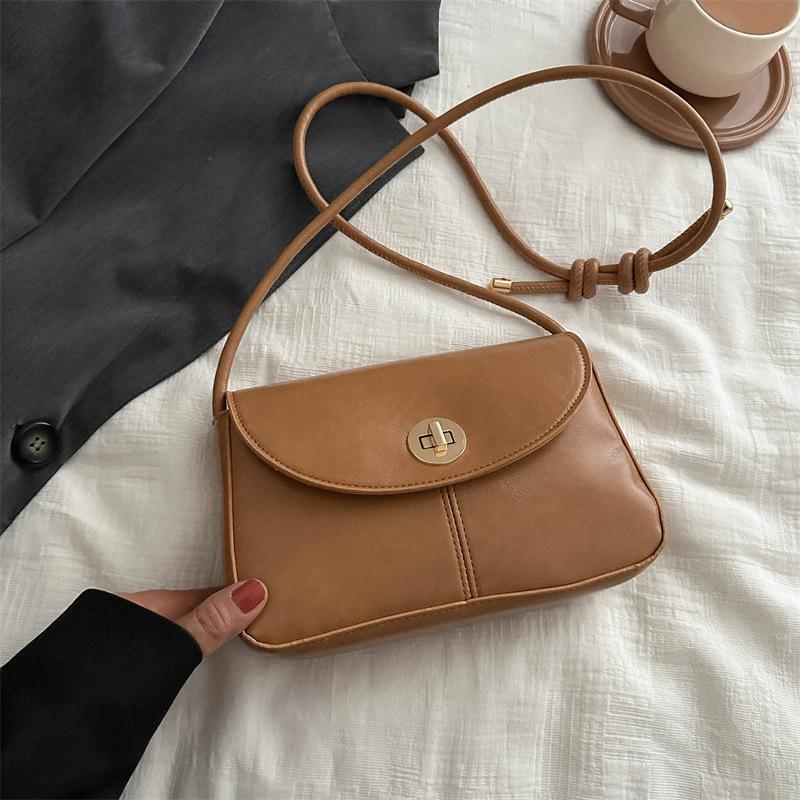 Simple and Fashionable Retro Handheld Small Square Bag Winter New Niche Bag Women s Fashionable One-shoulder Underarm Bag