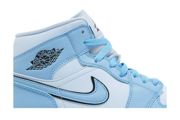 Wmns Air Jordan 1 Mid SE 'Ice Blue'