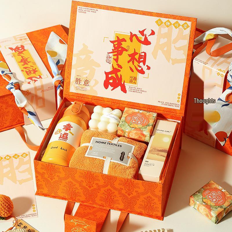 Compact Souvenir Gift Set: Perfect for New Year Parties, Group Events, Customer Appreciation, or Birthdays