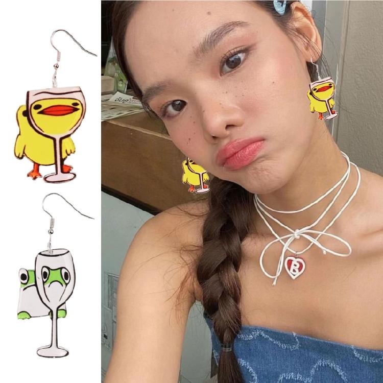 Unique Duck Dangle Earrings Fashionable Alloy Jewelry Duck Ear Pendants Perfect for Birthday and Theme Parties