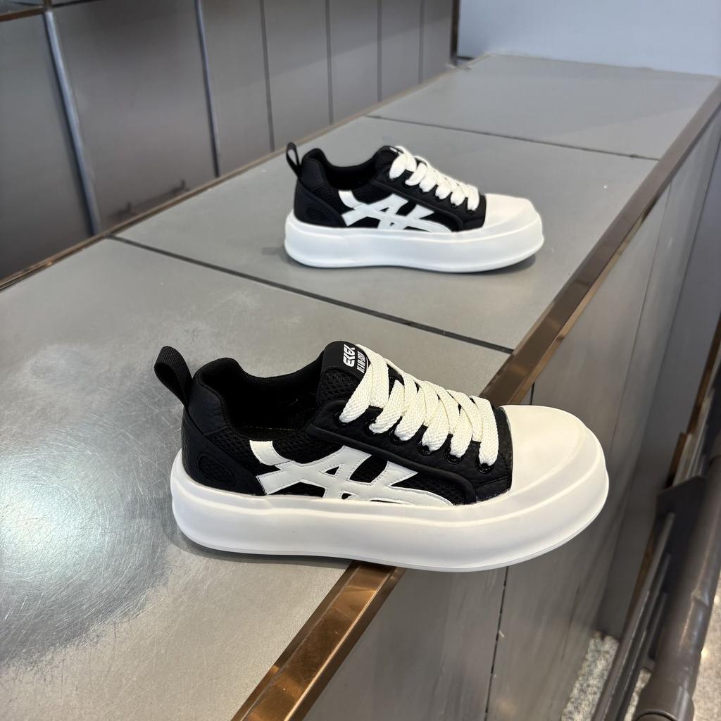 Men 's Casual Spring Fashion Skateboarding Students Comfortable Sneakers Boys Trending Soft Sole Breathable Shoes