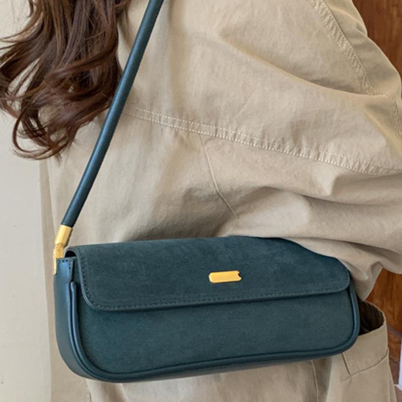 2025 Autumn New Underarm Bag Women's Fashion Texture Popular Foreign Style Niche Bag High Value Casual Handbag