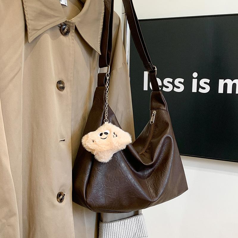 

New student class retro solid color bag women s fashion casual shoulder crossbody large capacity commuter bag without pendant