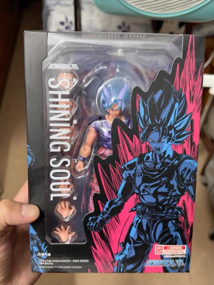 Genuine 15th Anniversary Super Saiyan Blue Goku KaioKen Battle Damaged Articulated Action Figure Collectible Anime Model Toy