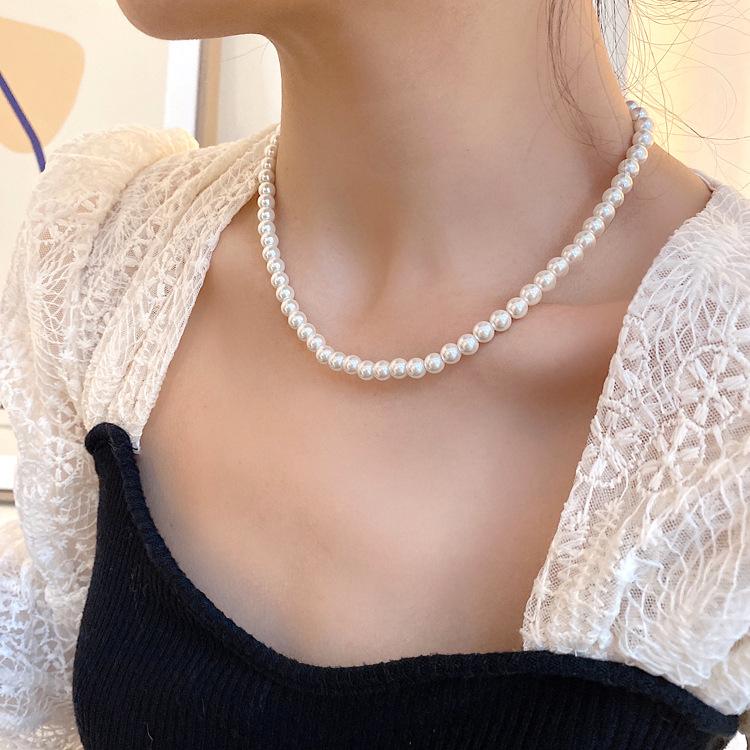 South Korea's New Double-layer Stacked Pearl Necklace Women's Exquisite Versatile Collarbone Chain Niche Design Neck Chain
