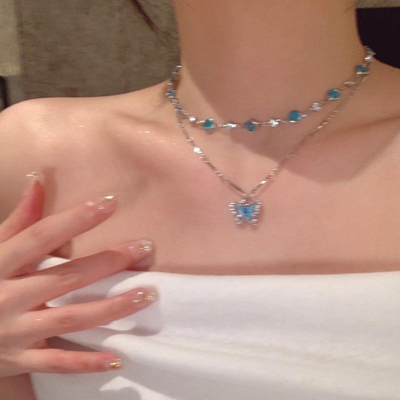 Elegant Blue Crystal Butterfly Necklace Handmade Neckchain Adjustable Length Clavicle Chain Accessory for Everyday Wear