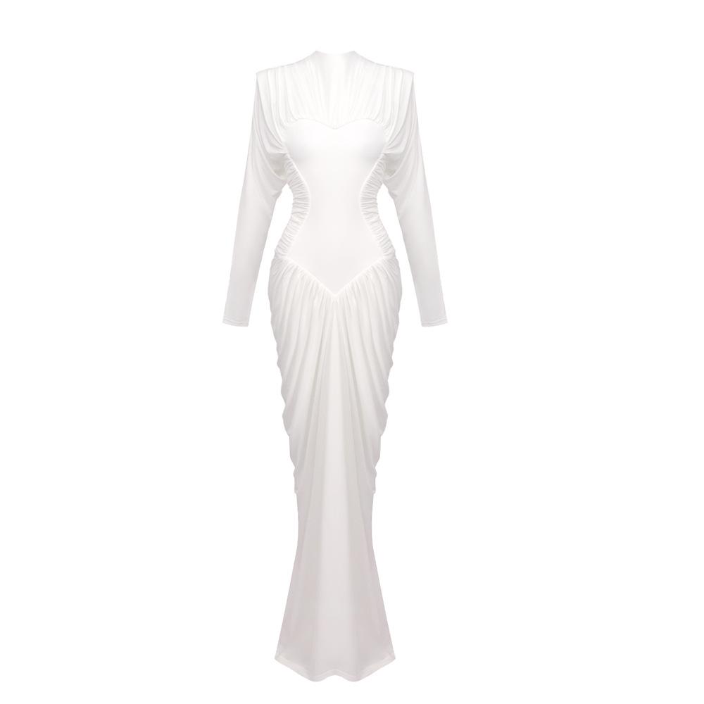 

Exaggerated Shoulder White Gown with 3D Heart Pleats, Cinched Waist, and Long Skirt - Fashion Show Evening Wear Large білий