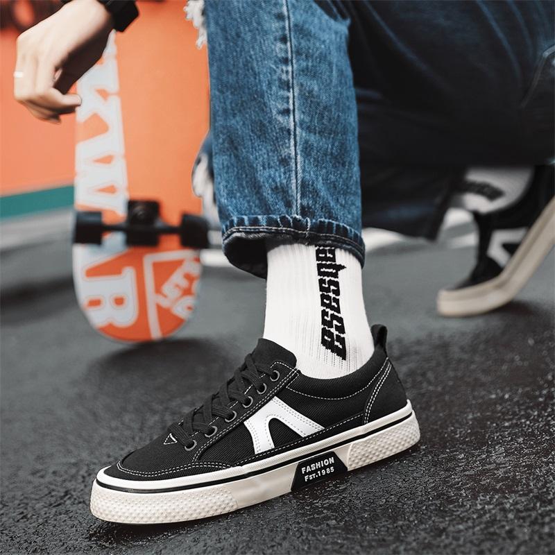 Fashion Harajuku Style Men's Canvas Shoes Casual Thick Soled Board Shoes Vulcanized Shoes Anti Slip Breathable Student Training Shoes