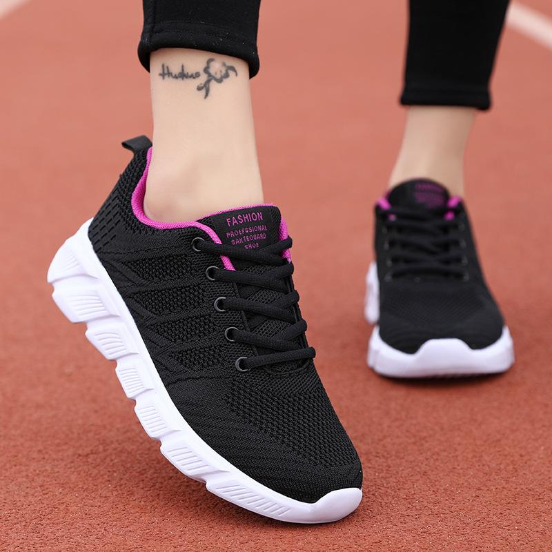 Sneakers Women's Spring and Autumn Mesh Breathable Ultra Light Student Running Shoes Casual Lightweight Soft Sole Running Shoes 2025 New